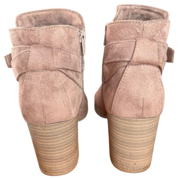 Merona Ankle Boots Women 9 Faux Suede Shoes Taupe Tan Heel Side Zip Neutral Chic - Picture 6 of 15